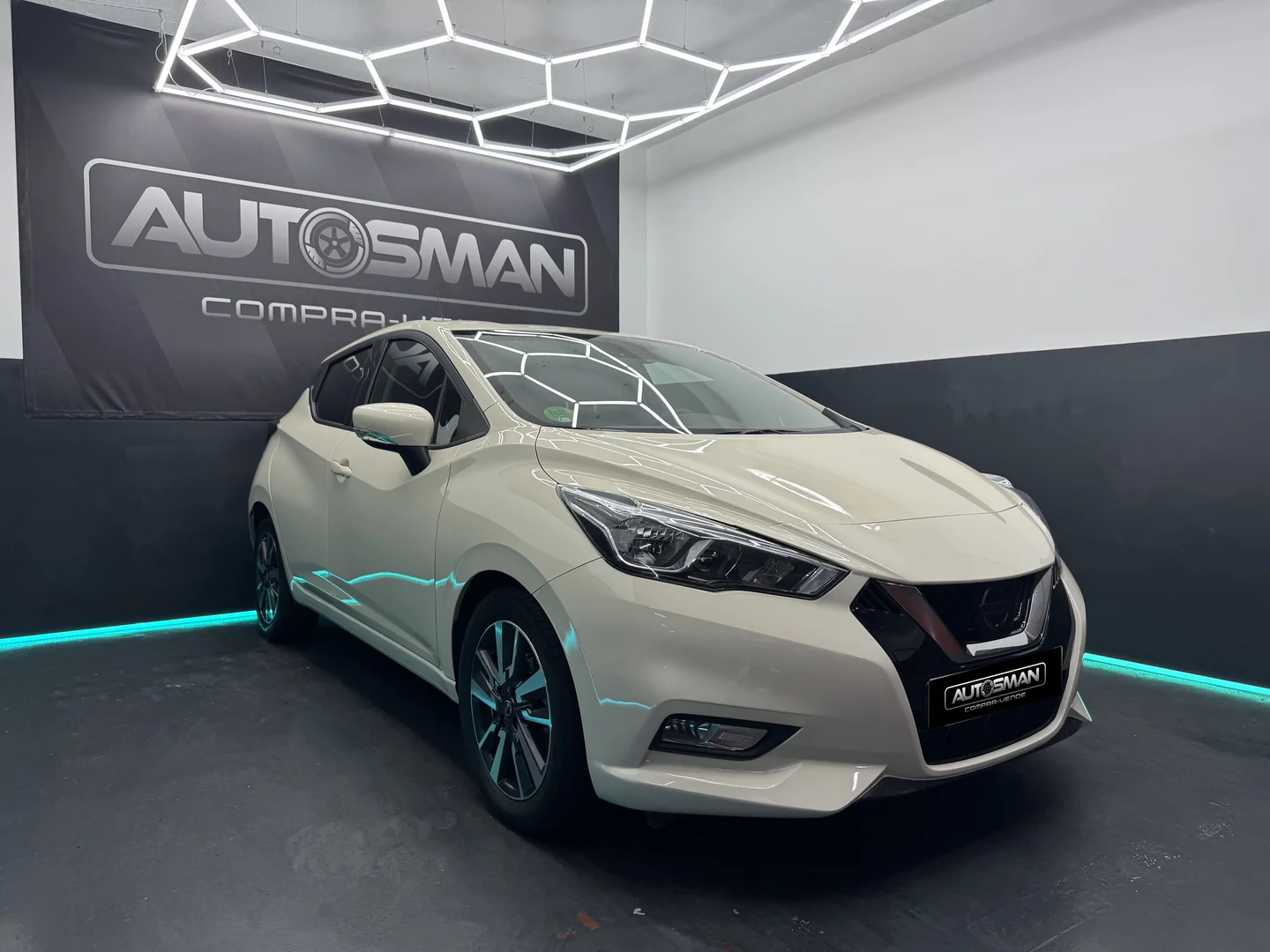 NISSAN Micra 1.5dCi 90 CV SS NConnecta 2017 Diésel Beige - Motor
